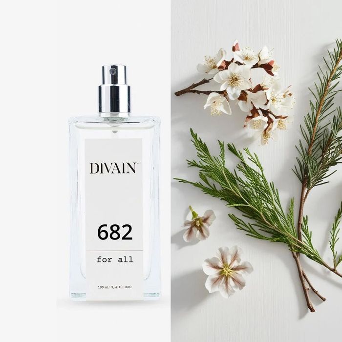 Perfumes DIVAIN DESCONTINUADOS da 1a série tampa de madeira quadrada