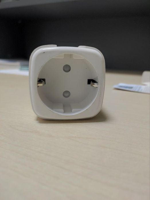 Розумна смарт розетка WiFi  16А tuya smart life