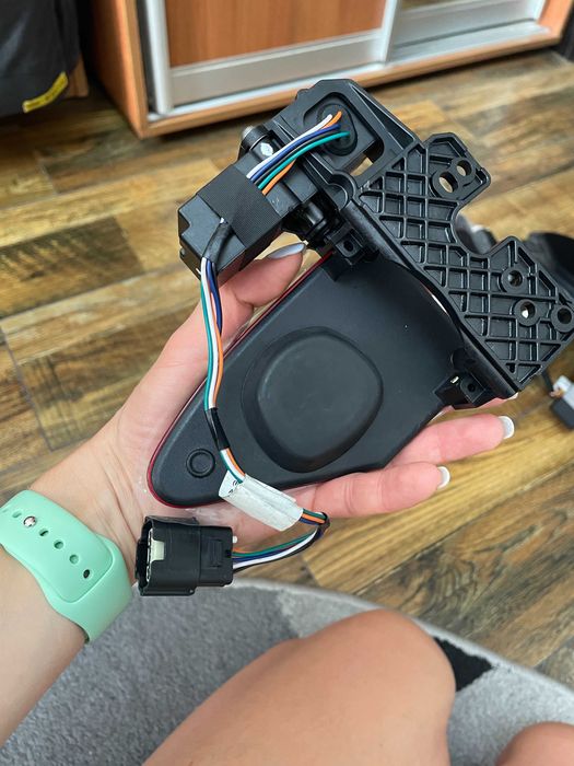 Лючок дверка порта зарядки Tesla Model 3 Y S X Plaid Америка Европа