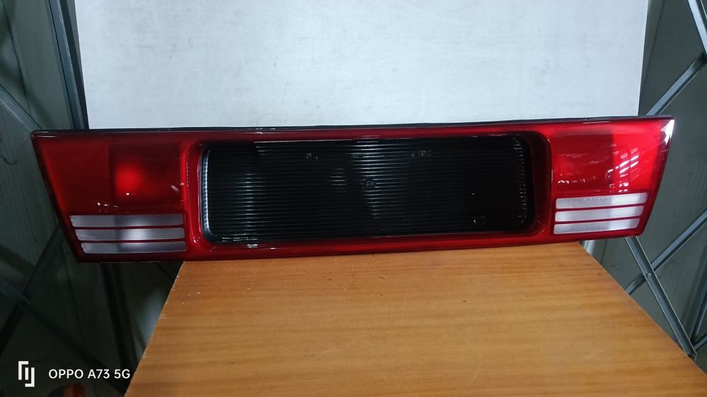 Farolim Suzuki Swift 1990 de mala..