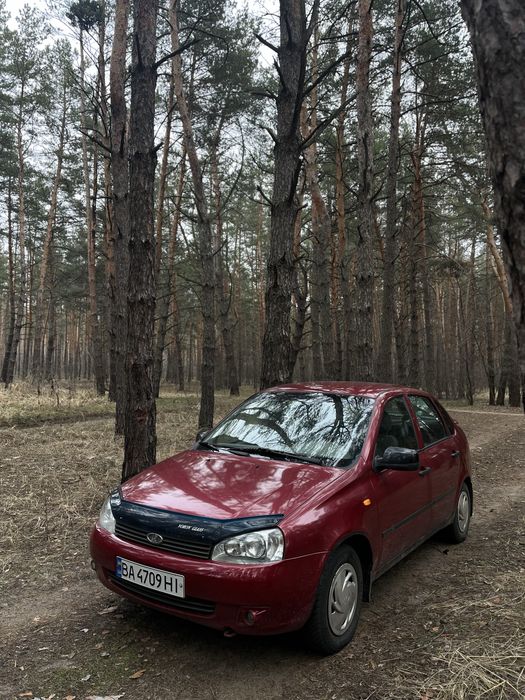 Lada Kalina 1118
Один власник | Газ/бензин | 160 тис. пробігу
Продаю доглянуту Каліну у гарному технічному стані. Авто з перших рук, використовувалось акуратно. Встановлене ГБО, економна в користуванні. Двигун працює рівно, коробка без проблем, ходова у хорошому стані. Салон чистий, кузов без серйозних ушкоджень. Мультимедіа , підігрів переднього заднього скла , відкривається кнопкою на ключі . 
Авто повністю готове до поїздок, вкладень не потребує.
Телефонуйте