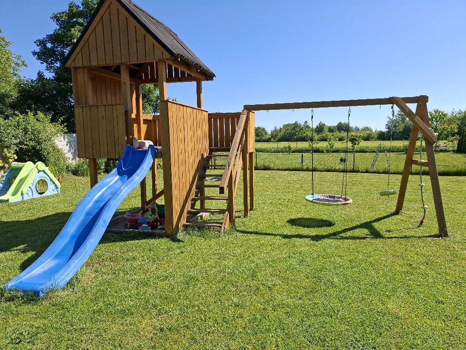 Duży drewniany domek plac zabaw dla dzieci do ogrodu