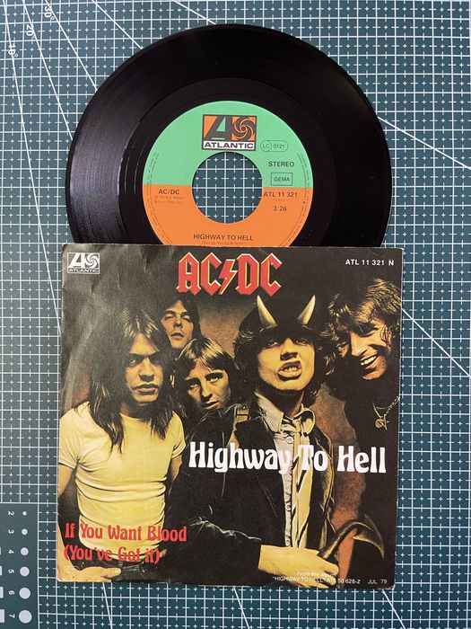 ac dc highway to hell - купити CD, DVD диски - Ціна на OLX.ua