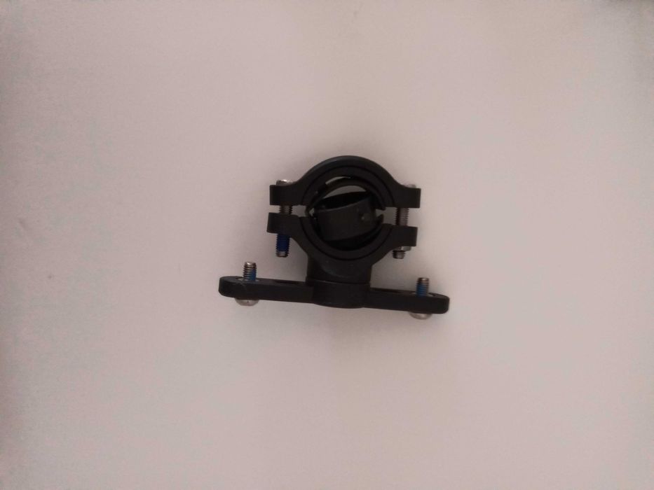 Vendem-se vários objetos para bicicleta e carro e outros 15.