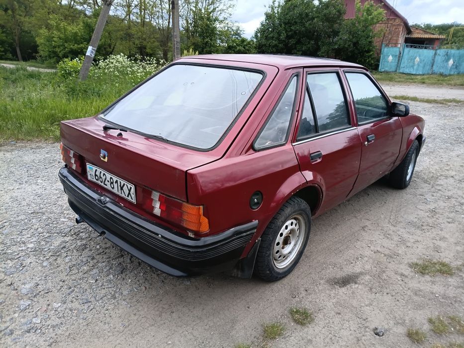 Продам Ford Escort