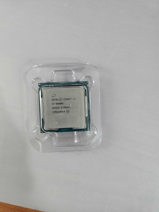 Bundle i5 9600k + DDR4 8gb + Gigabyte z390 Gaming x
