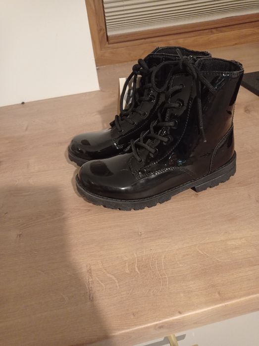 Buty 33 Botki lakierowane jesienne nowe