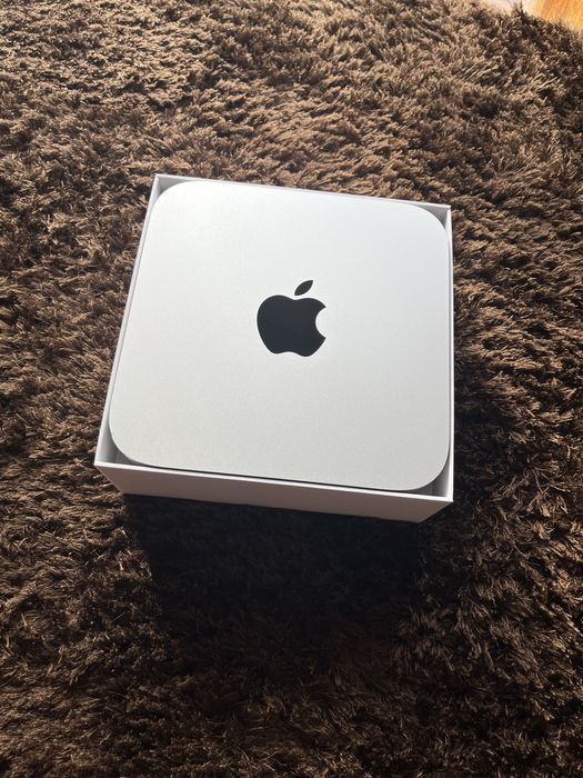Mac Mini M2 Apple