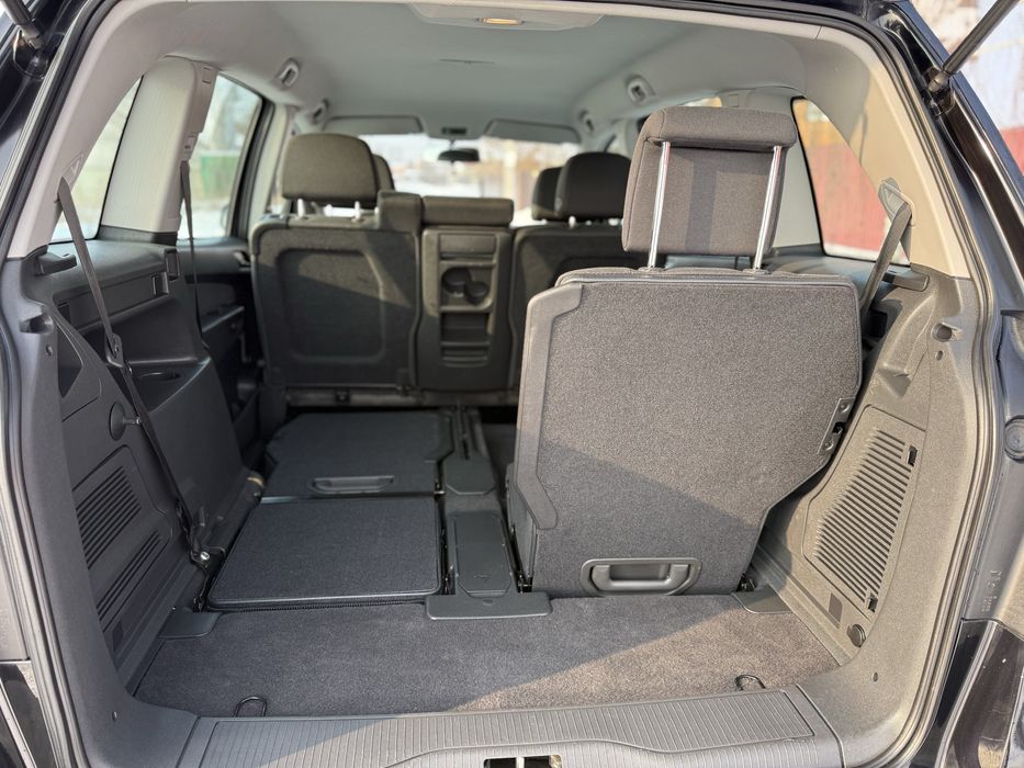 Свіжопригнаний Opel Zafira з Німеччини Розмитнений