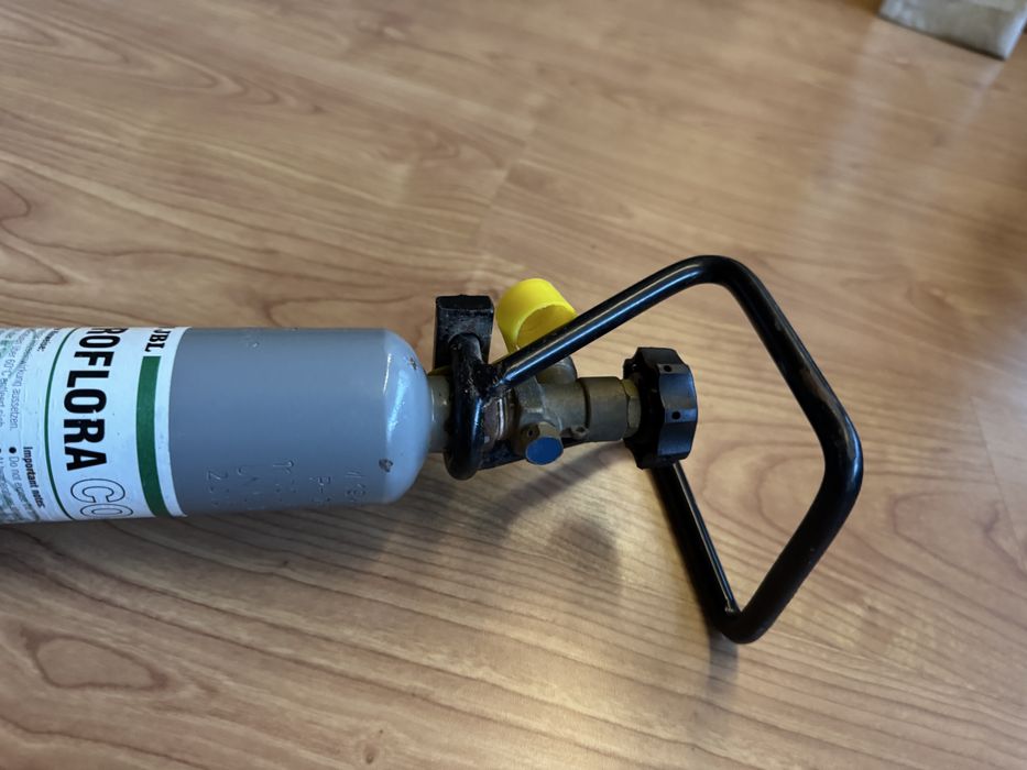 Vendo garrafa CO2 500g - JBL