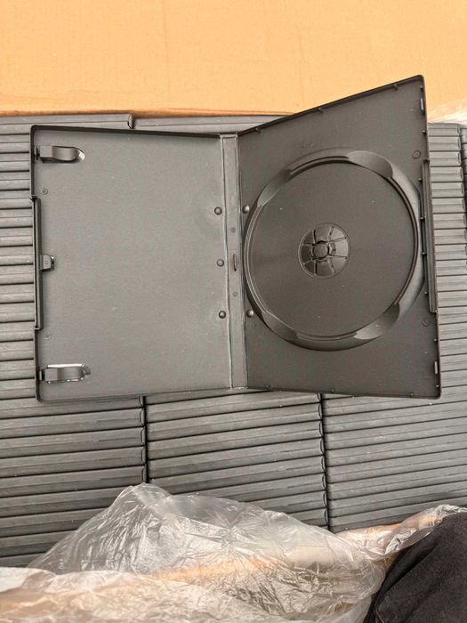 Plastikowe okładki / pudełka na płyty CD/DVD – 2500 szt.