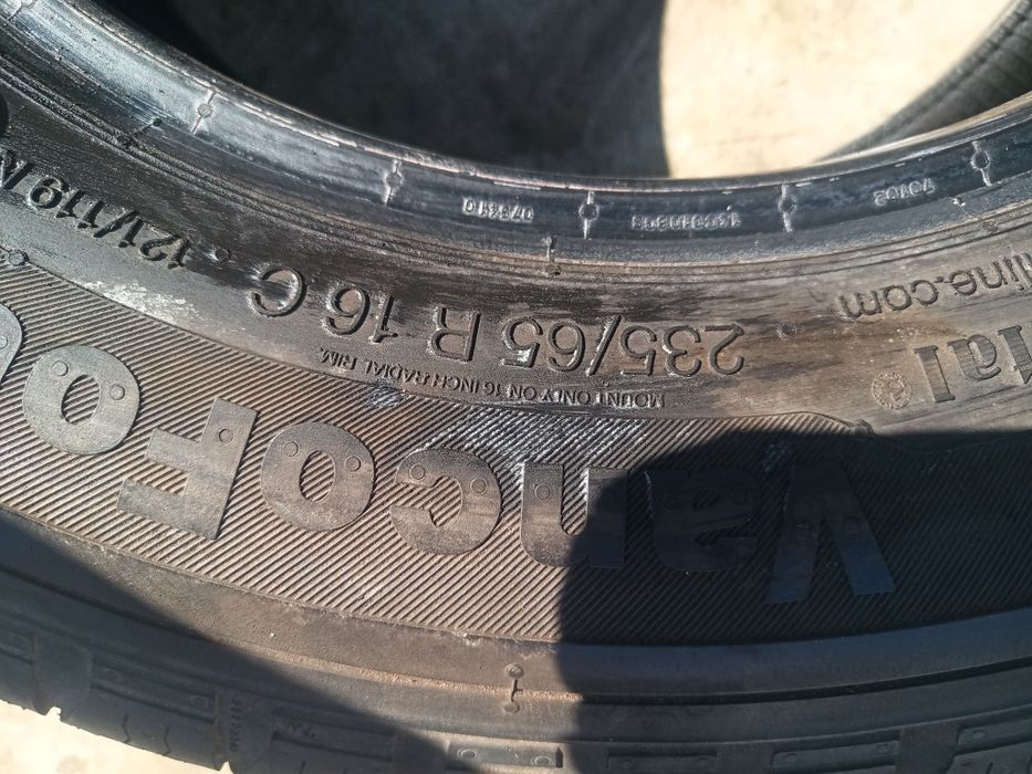 235/65R16C Continental M+S