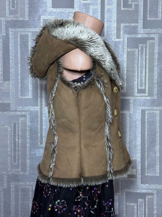 Жилетка тепла для дівчинки 8 років (128 см) штучна замша штучне хутро