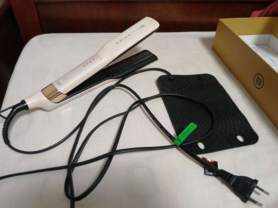 Bellissima alissadora de cabelo a vapor