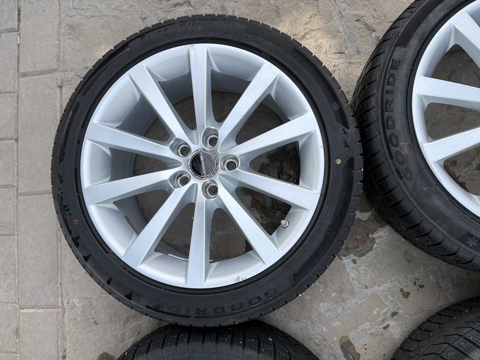 Комплект дисків з шинами Tesla Model S 5/120 R19 Колеса Тесла 245/45