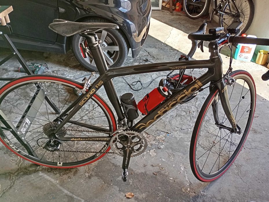 Vendo bicicleta de estrada marca dedacciai