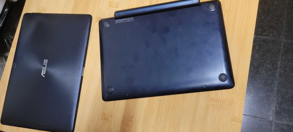 Asus Transformer TF300T - Tablet Android com Teclado