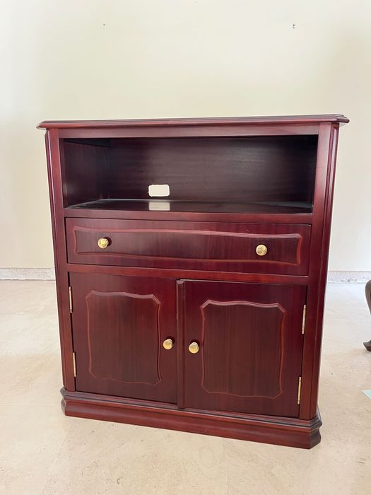 Móvel TV com gaveta