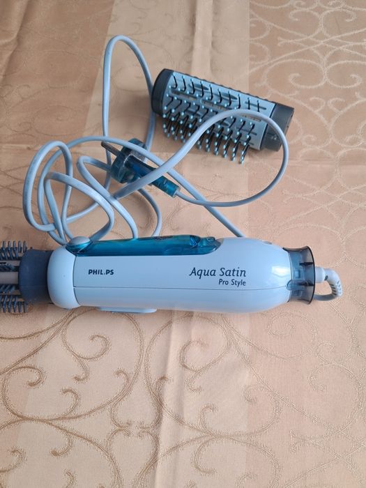 Фен-щітка для волосся PHILIPS.