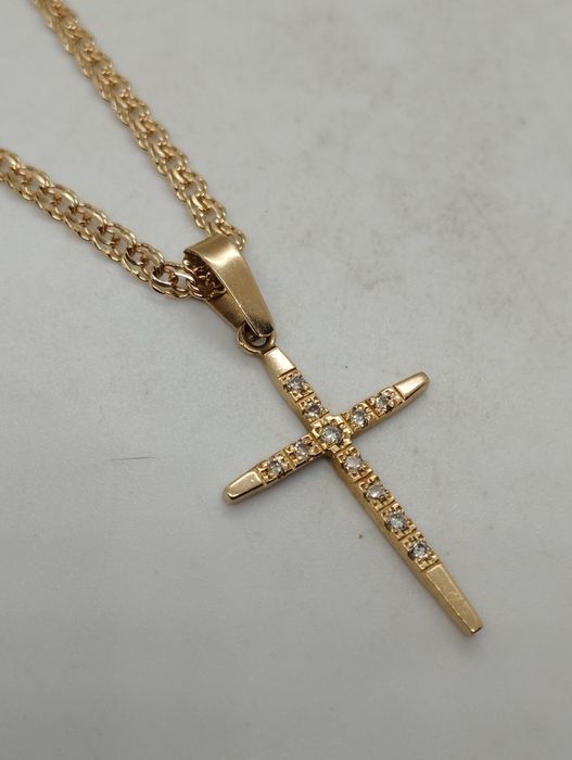 Золотой крестик с бриллиантами 1.6 грамма