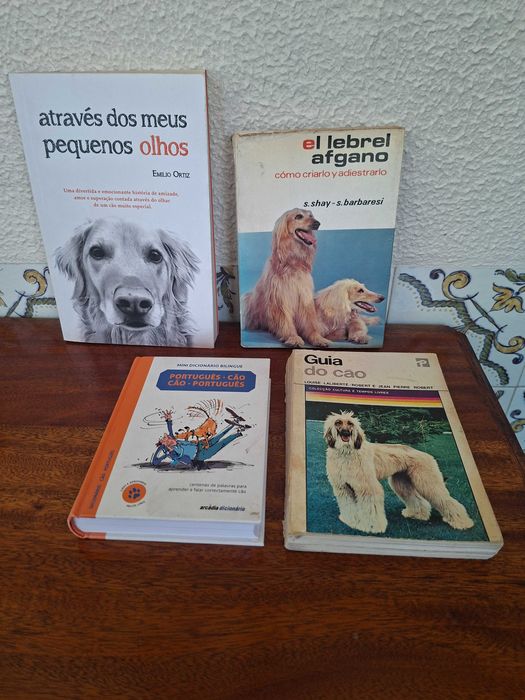 Cães, lote de 4 livros para os amantes do mundo canino