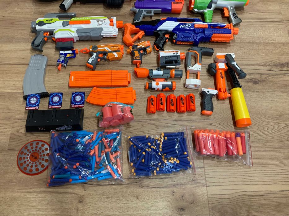 NERF 14 szt. pistoletów kałachów i mnóstwo gadżetów - TANIO !!!