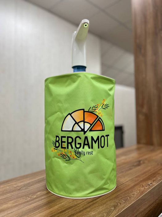 Чохол на бутель 19л з вашим дизайном. Онови свій інтер'єр!