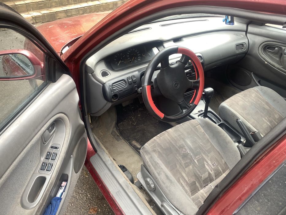 Продам mazda 626