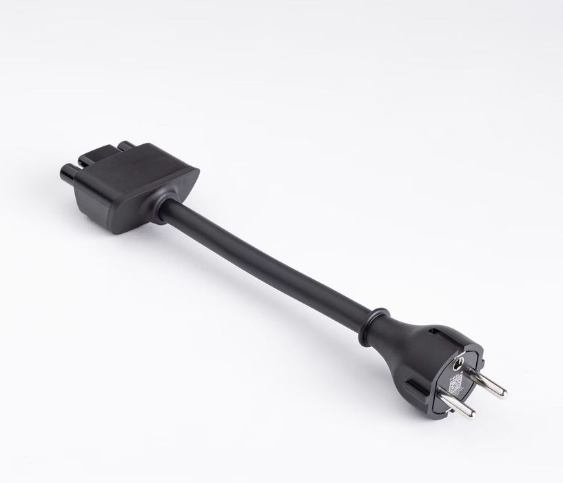 Європейська Зарядка Tesla Universal Mobile Connector Gen 2