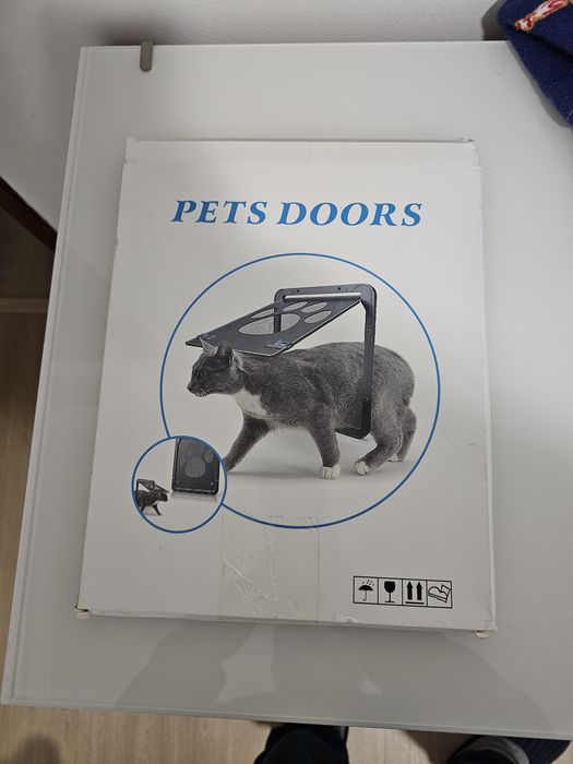 Gateira porta para animais estimação