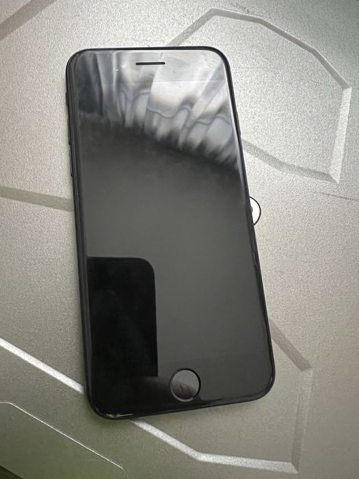 Смартфон iPhone 7 128 Gb 97%