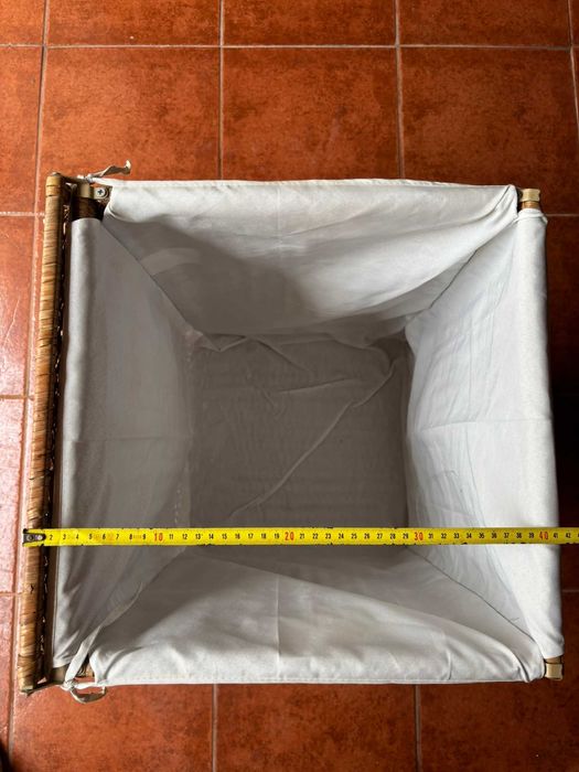 Cesto de roupa suja