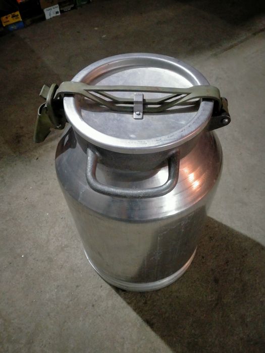 Продам бідон на 40 літрів новий