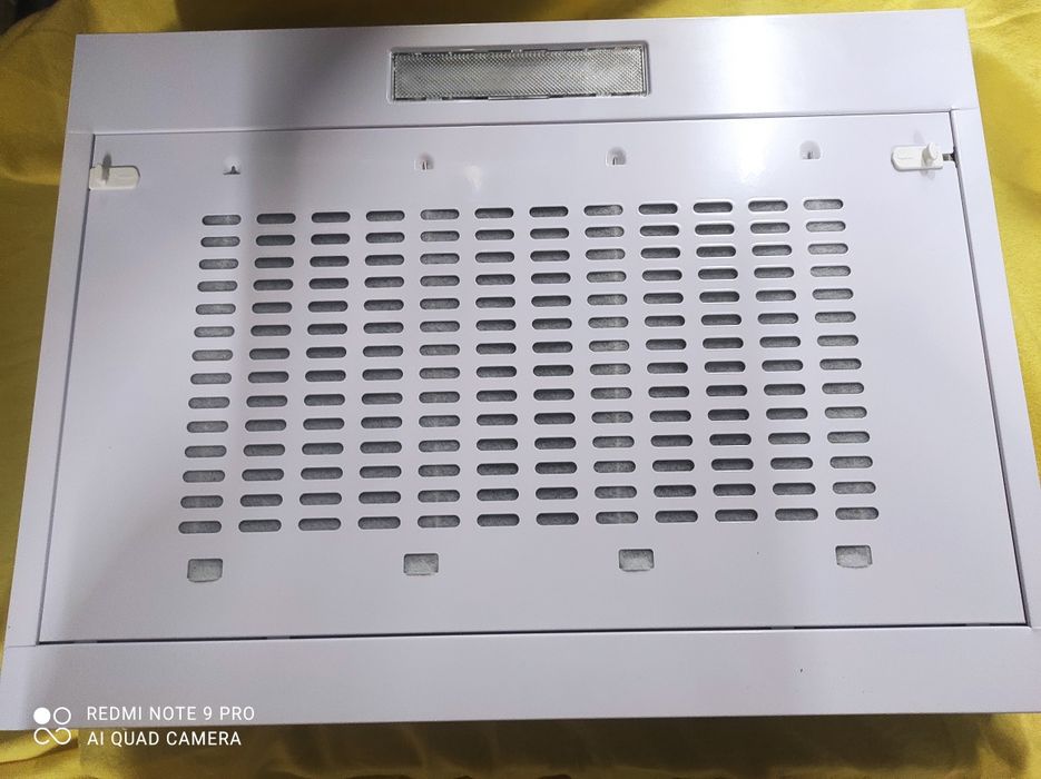 Okap podszafkowy 60cm