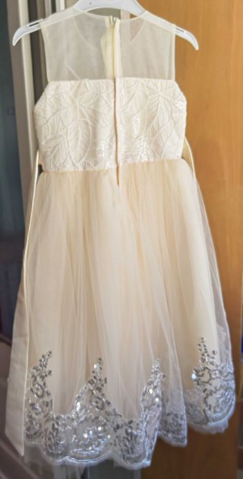 Vestido de Cerimónia/Gala Marfim e Dourado (Tam. 120)