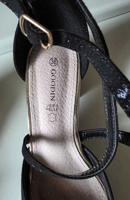 Buty na obcasie 36