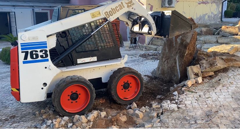 Bobcat a trabalhar