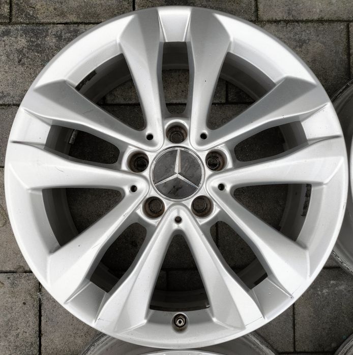 Felgi Oryginał Mercedes B C E V klasa Vito 7Jx17 ET48,5 5x112