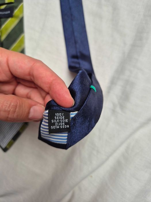 Jedwabny krawat Tommy Hilfiger vintage, 100% jedwab