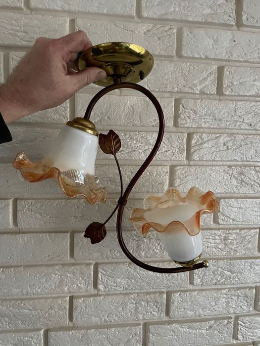 Світильник стельови