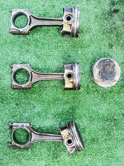 Шатун Audi Q5 2.0TFSI CAEB