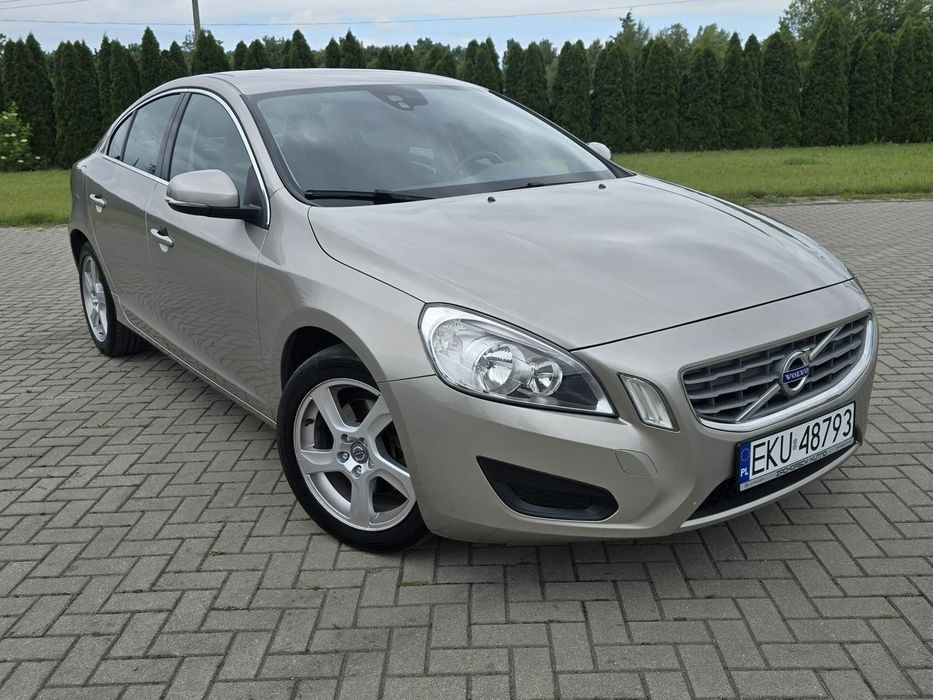 Volvo S60 1,6hdi Navigacja.Ledy.Klimatr 2 str.Parktronic.Tempomat.Pół-Skóry.