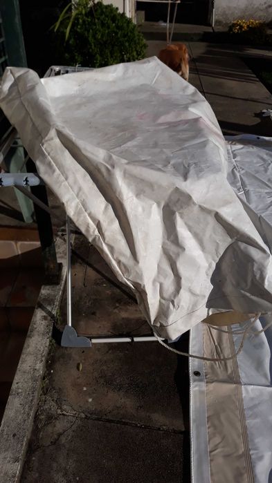 2 Toldos cor creme - novos