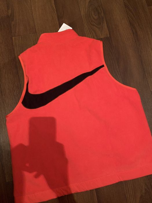 Жилетка Nike флісова