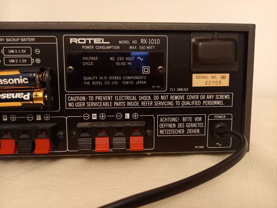 Amplituner ROTEL RX-1010