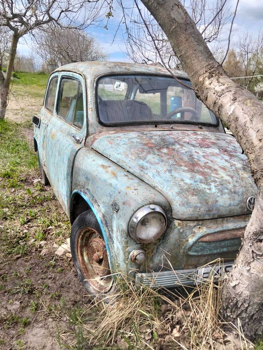 Авто на любителя, на ходу.