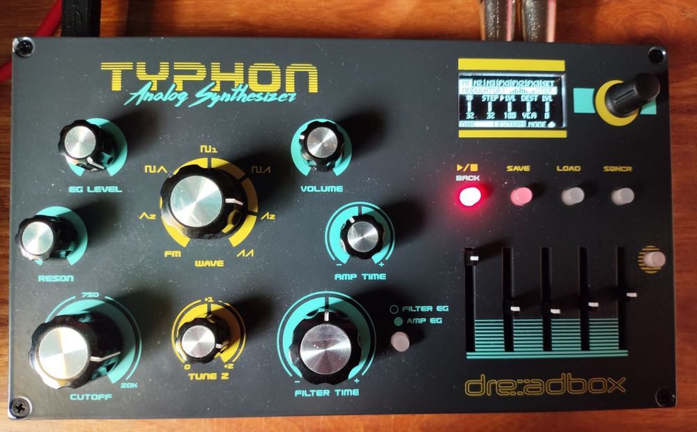 DREADBOX  Typhon +