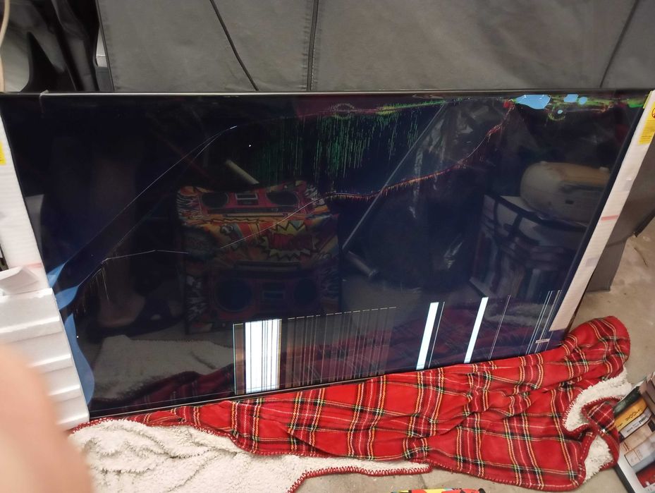 Hisense QLED 4K para peças