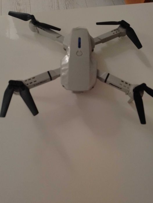 Dron.