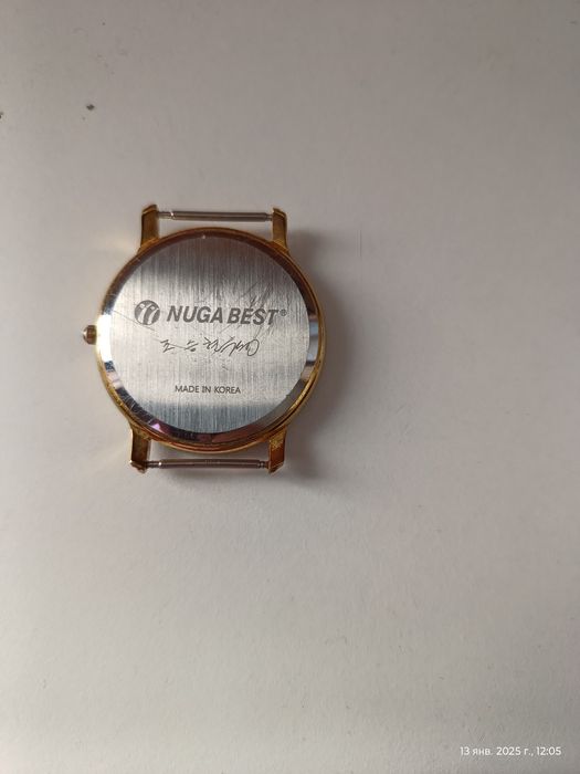 Наручні часи на батарейках